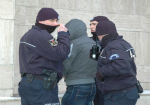 Bıçaklı kavgayı polis önledi